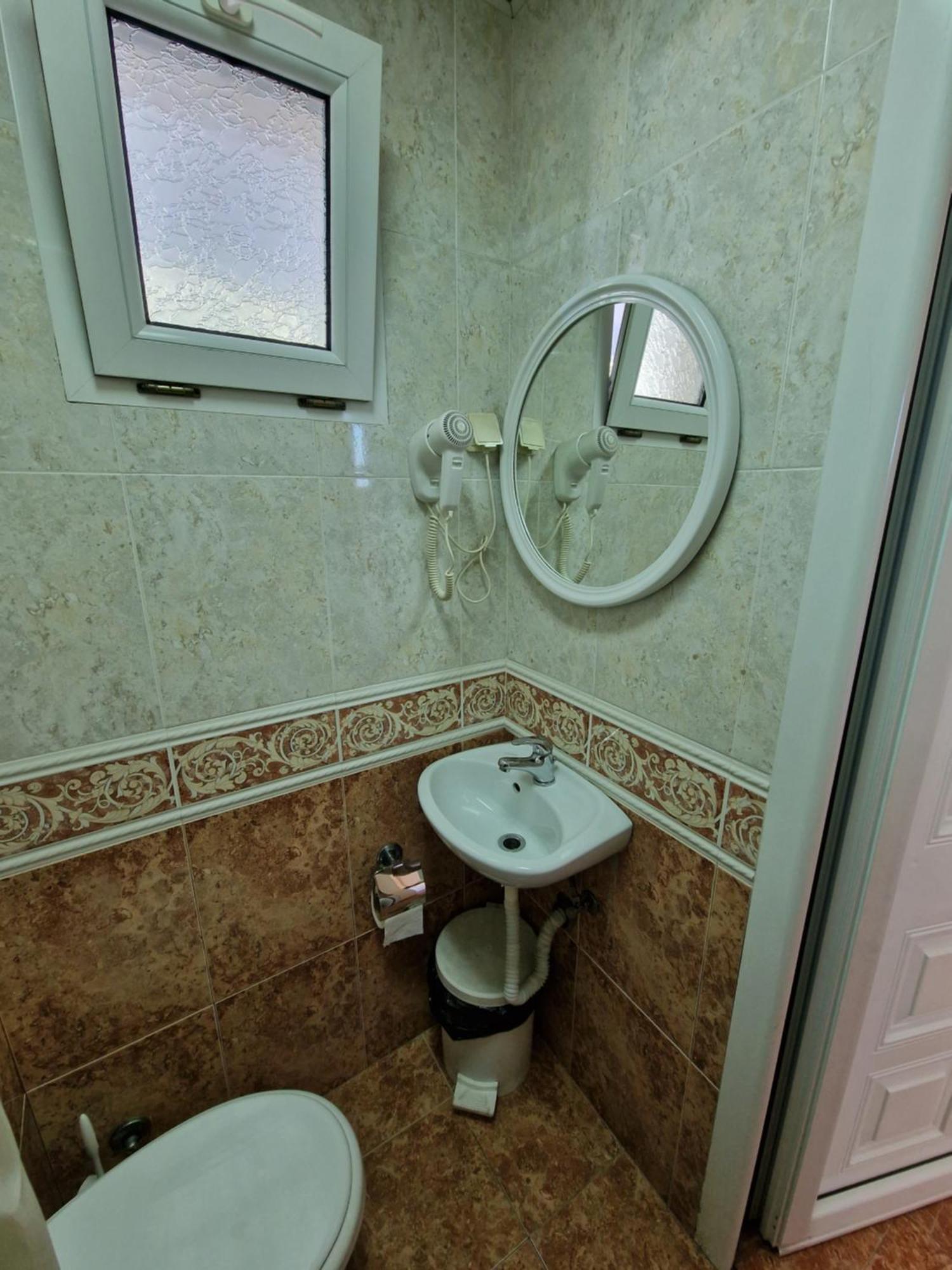 Villa Izvor Sutomore Luaran gambar