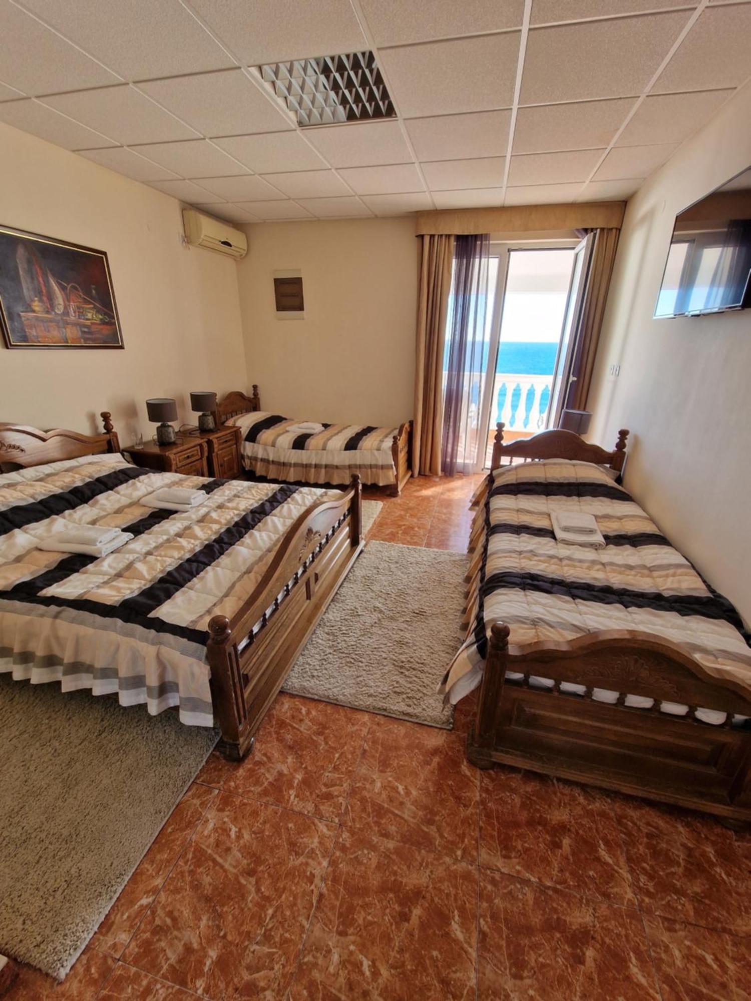 Villa Izvor Sutomore Luaran gambar