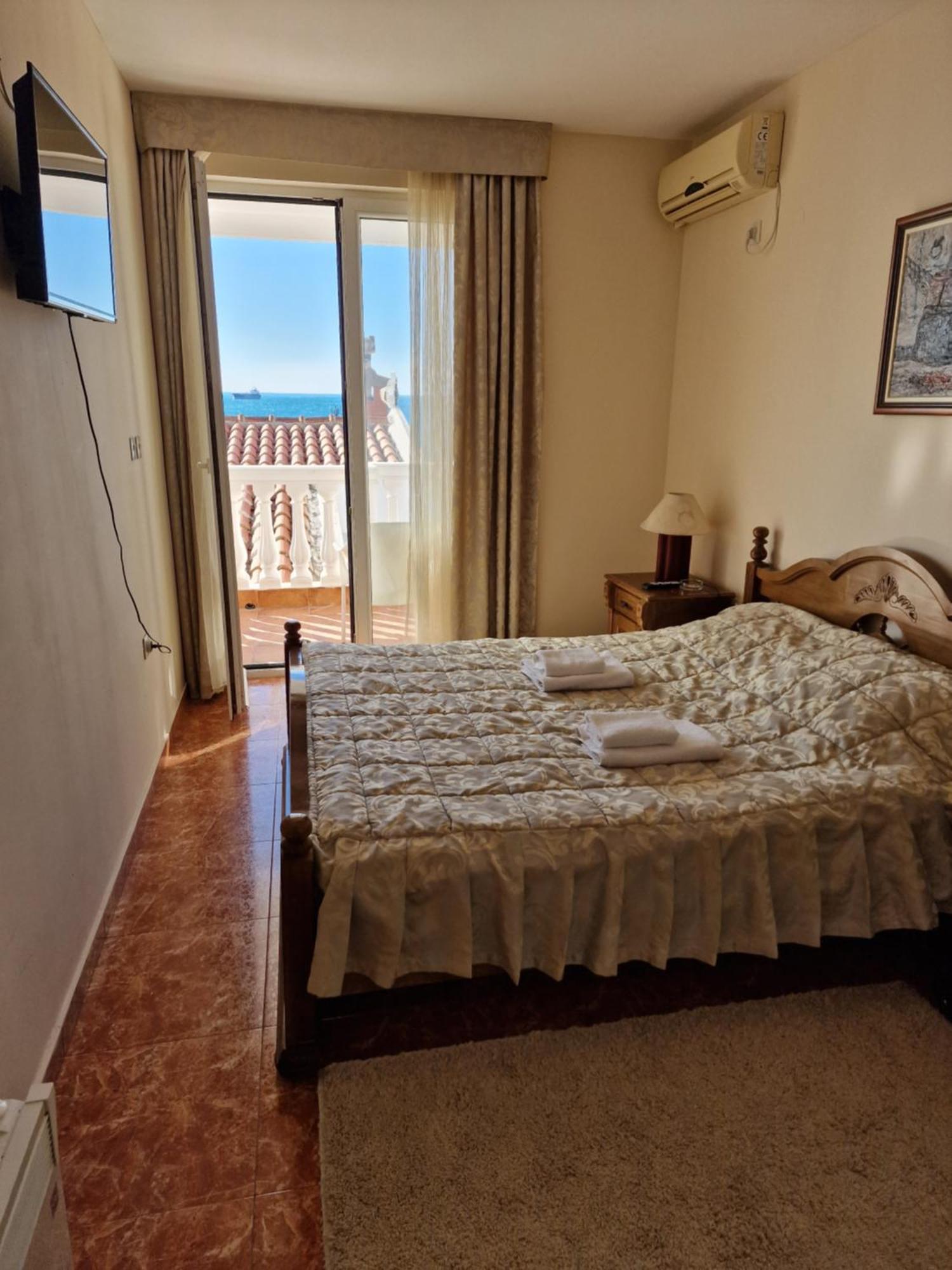 Villa Izvor Sutomore Luaran gambar